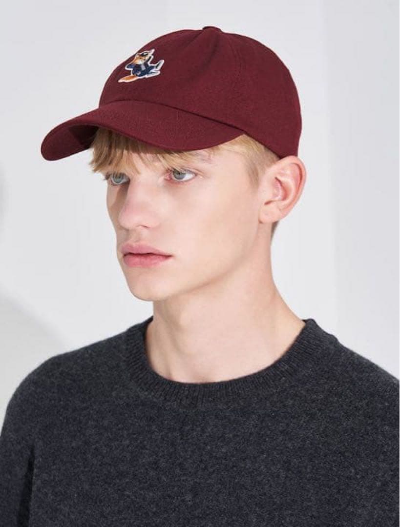 【希少】メゾンキツネ ドレスドフォックス cap ユニセックス　バーガンディ