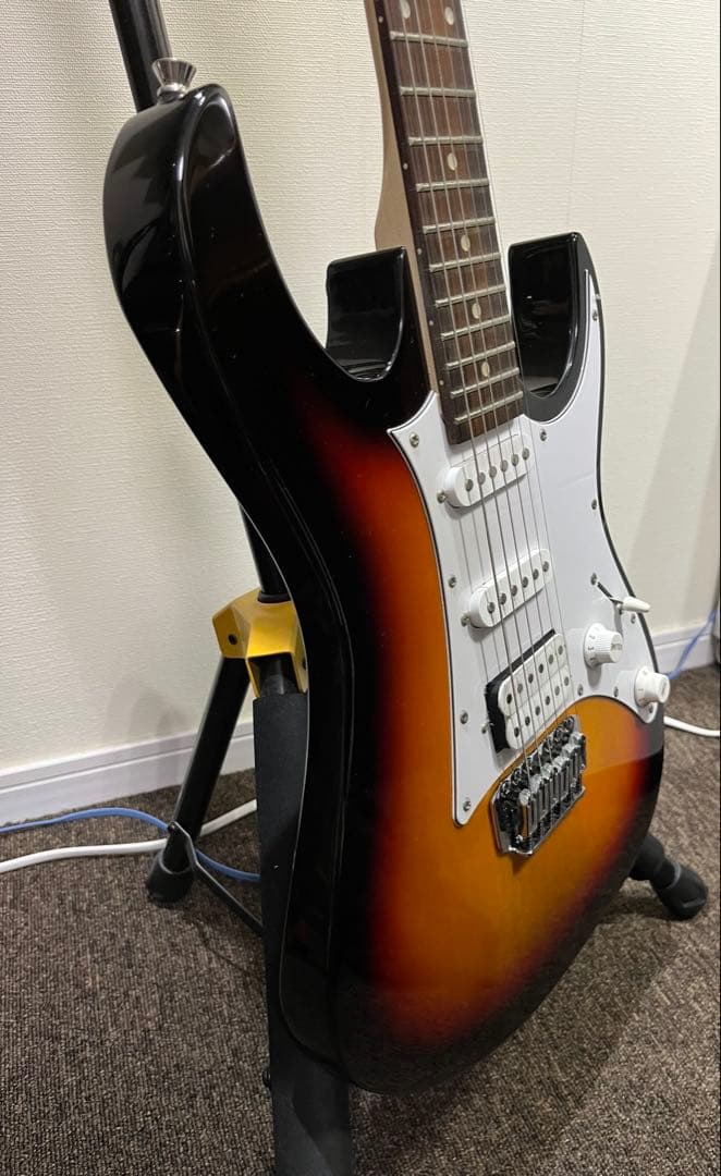 【美品】Ibanez サンバースト エレキギター　GIO【作動も外見も良好】