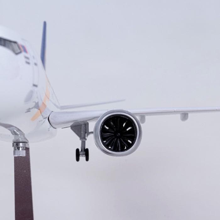 模型飛行機 モンゴル航空 B737 ボーイング 模型 LED 航空機 MGL