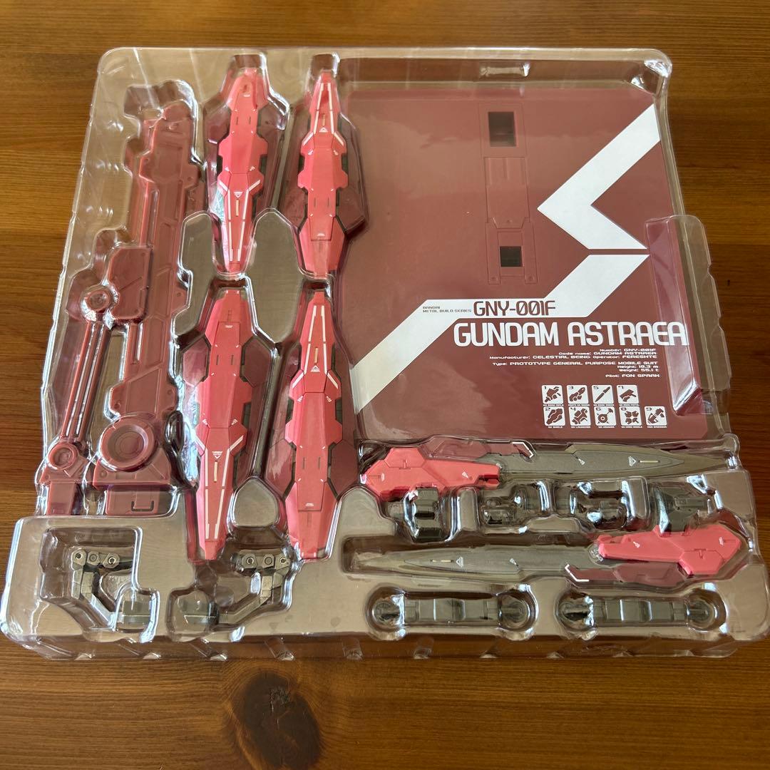 希少新品⭐︎メタルビルドガンダムアストレア　TYPE-F GN重武装セット