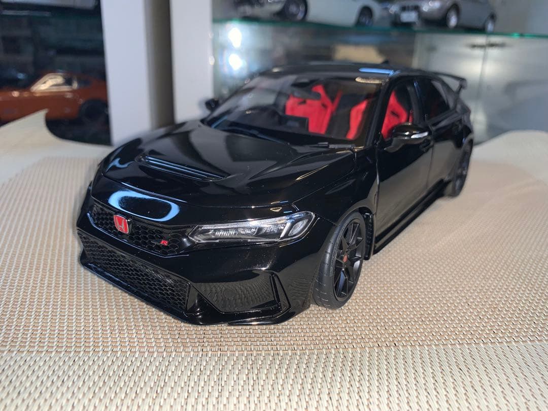 MOTORHELIX 1/18 ホンダシビックtypeR(ブラック)