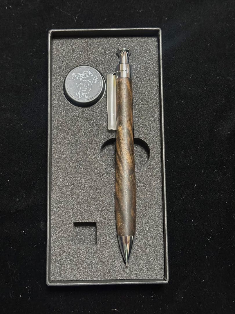 ②こぶた工房 シャープペンシル 黒柿0.3mm