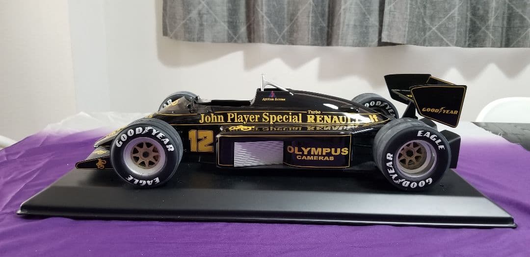 【希望価格応相談】アイルトンセナ 1/8 ミニチャンプス ロータス97T