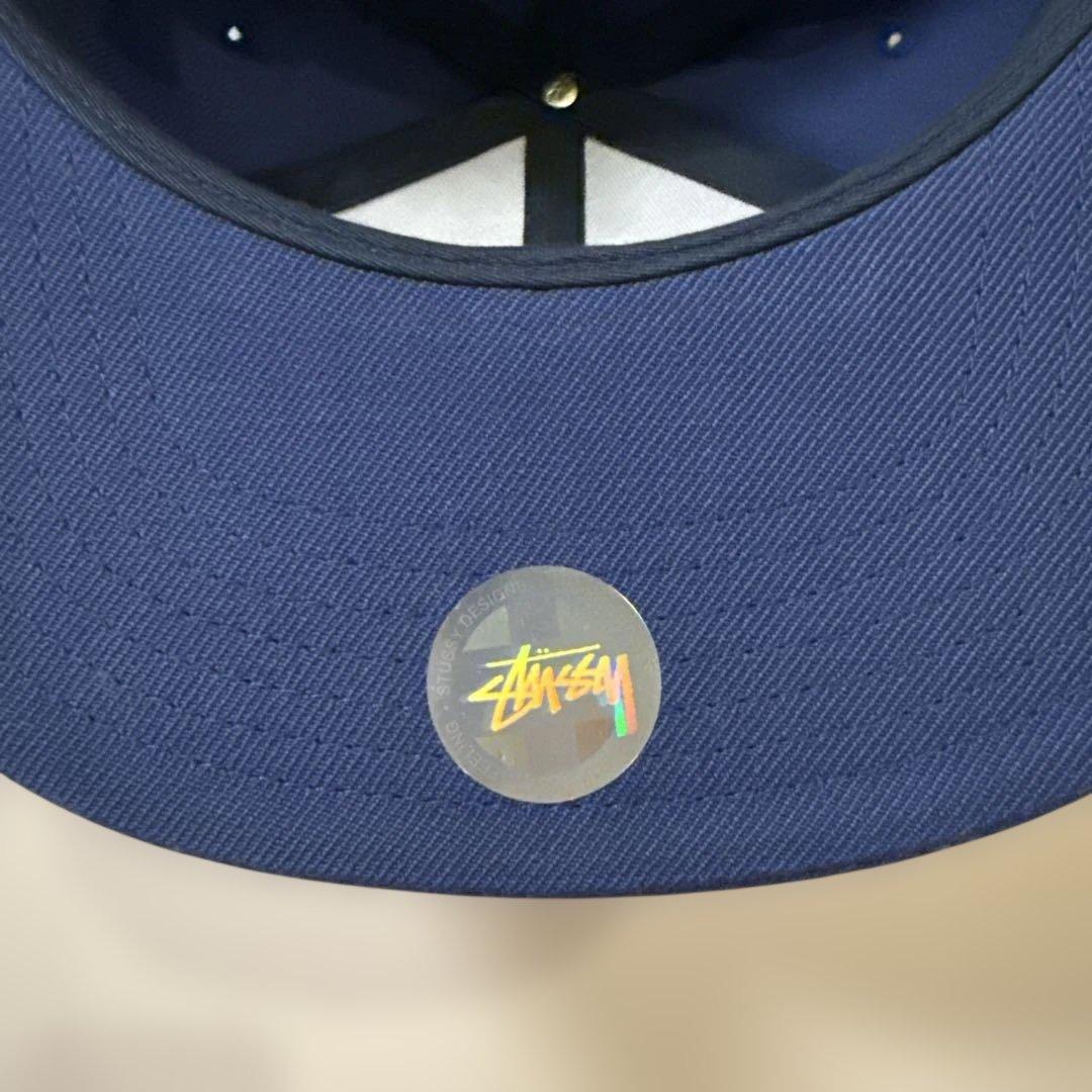 Stussy ネイビーキャップ