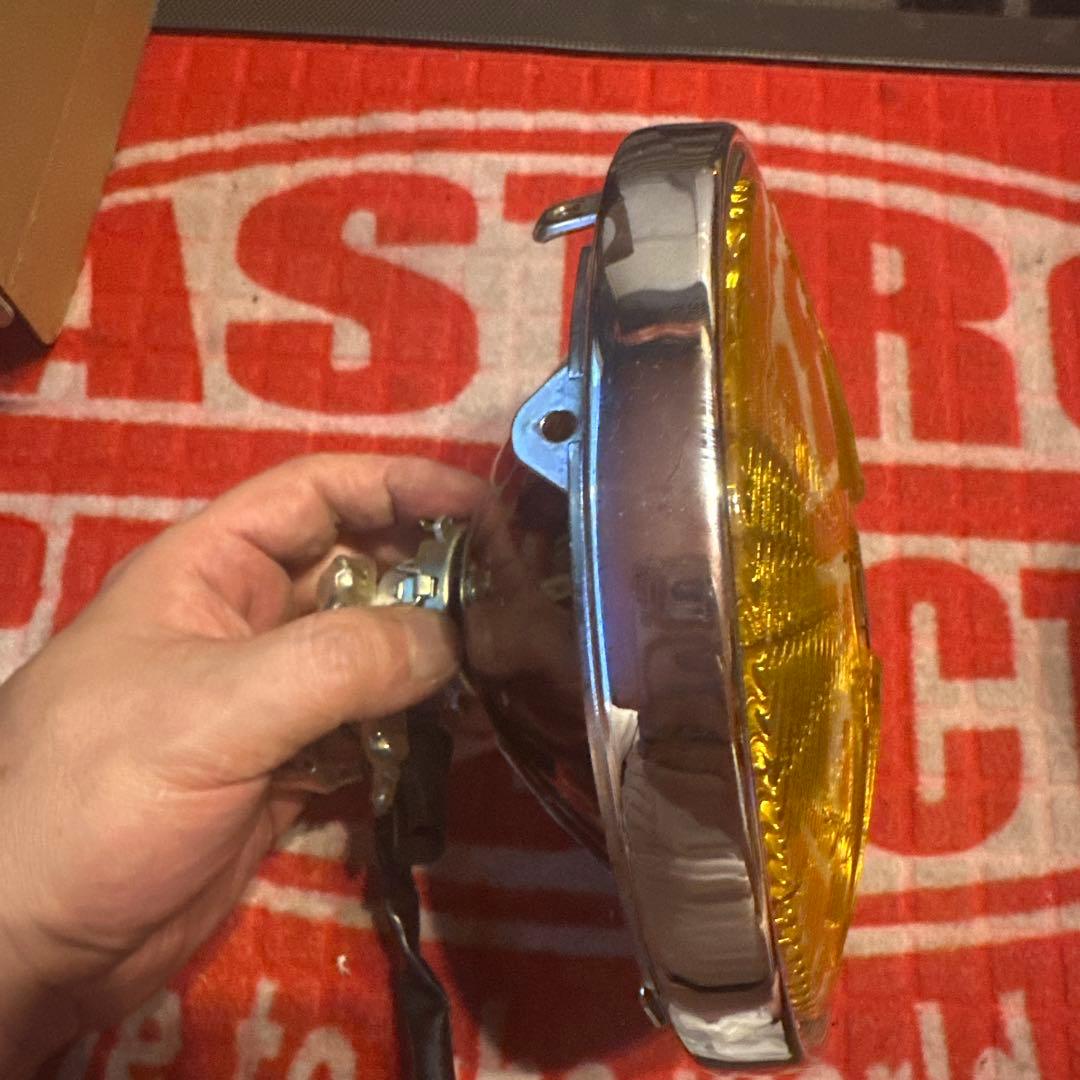 ISS　SEV MARCHAL イエロー　キティー