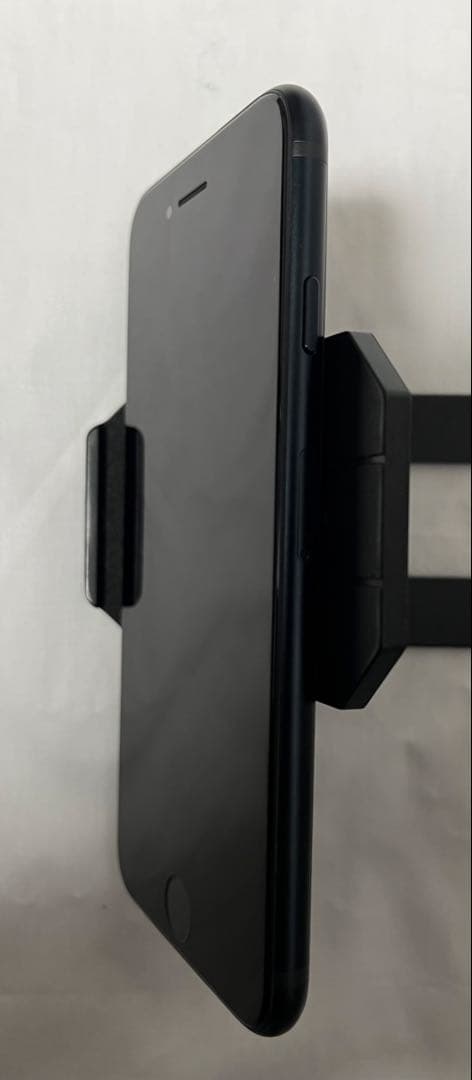 ⭐︎SIMフリー iPhoneSE 第3世代 128GB バッテリー100%