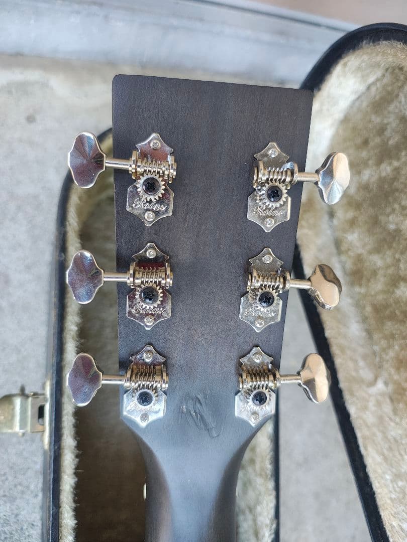 超美品 S.Yairi YF-04 BK マットブラック仕上げ／弦高2.2mm