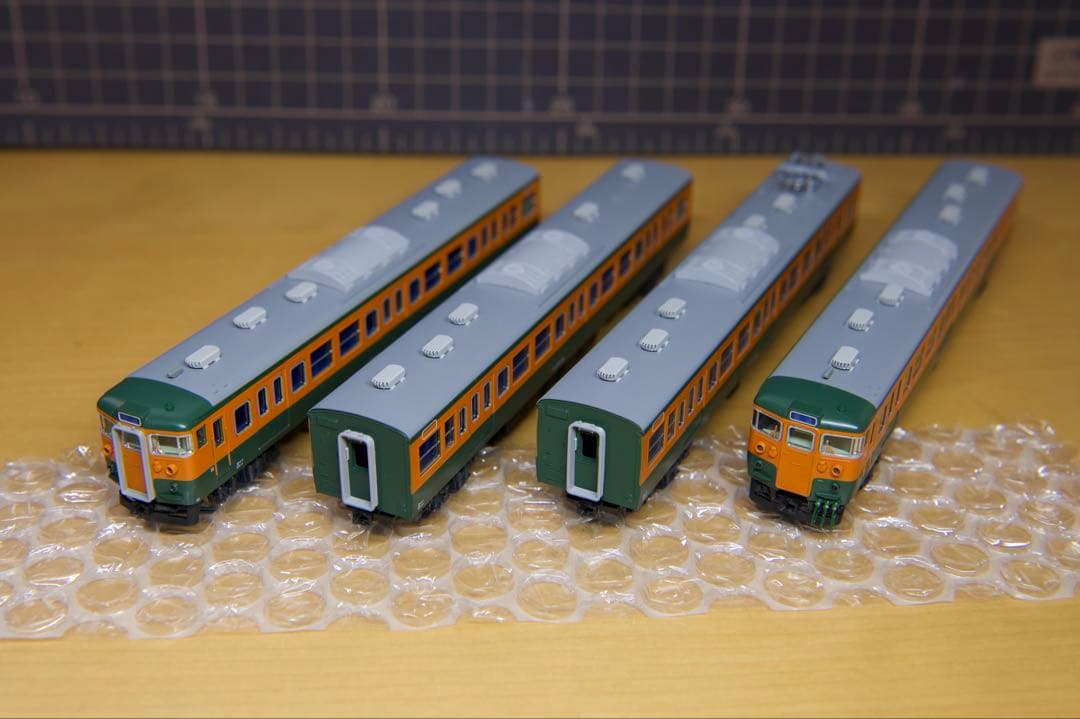 115系 300番台 湘南色 KATO 鉄道模型