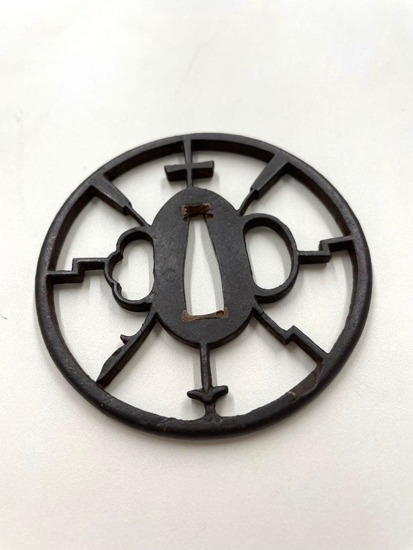 【キリシタン鍔】クルス文透かし鍔　鉄鍔　本歌