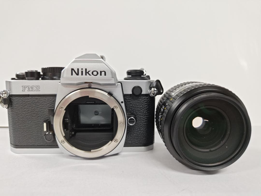 【美品】 Nikon FM2 後期型 新品ケース付き
