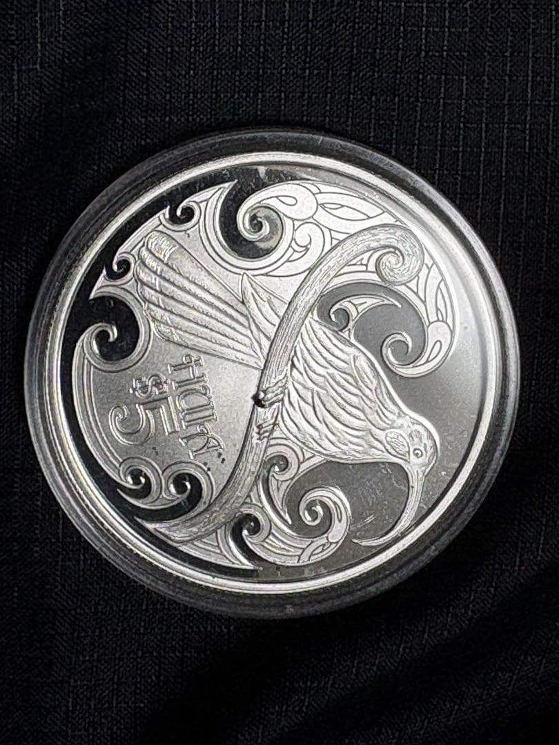 【新品/未使用】2015年 5ドル銀貨 絶滅種　ホオダ・レムクドリ　証明書付き