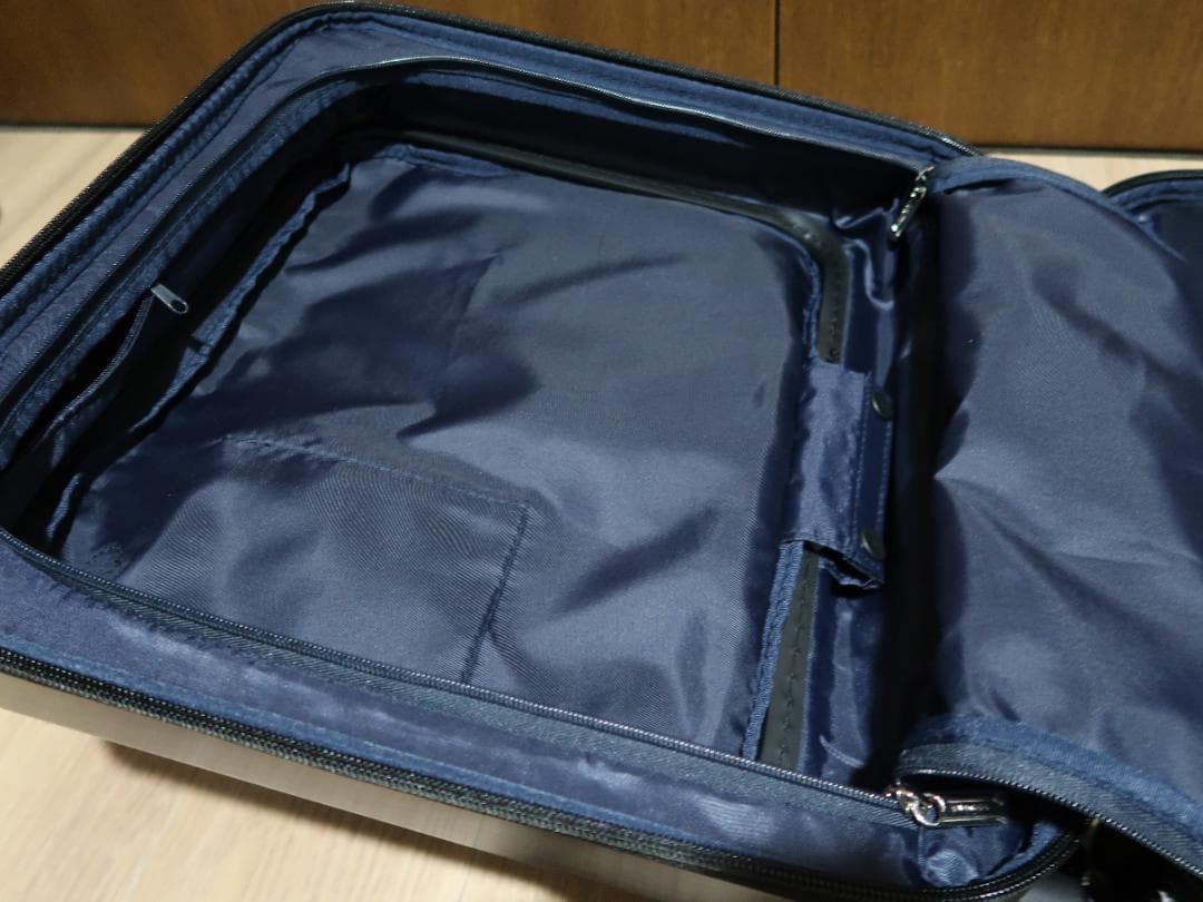 Bermas バーマス　スーツケース INTER CITY 33L