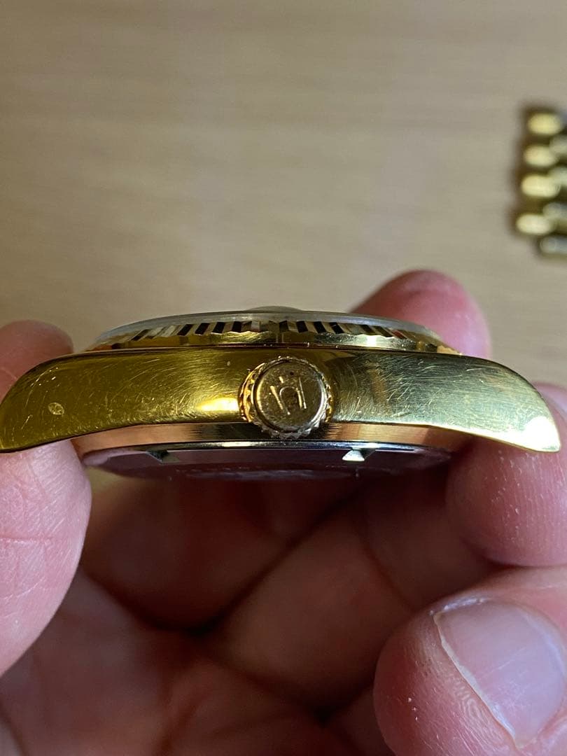 【訳あり品】ブローバ　スーパーセビル　デイデイト eta2834-2