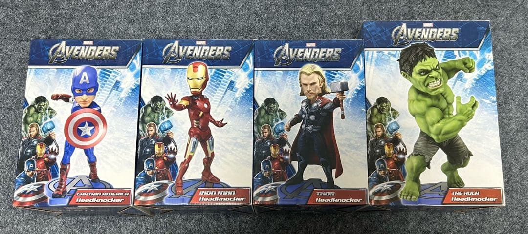 NECA マーベル アベンジャーズ ヘッドノッカー ボブルヘッド 首振り人形