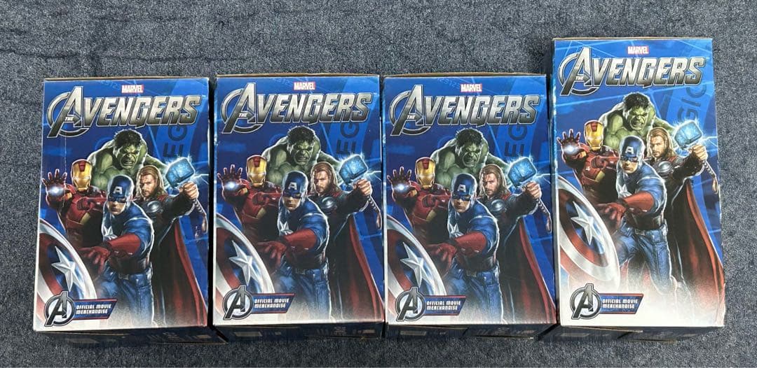 NECA マーベル アベンジャーズ ヘッドノッカー ボブルヘッド 首振り人形