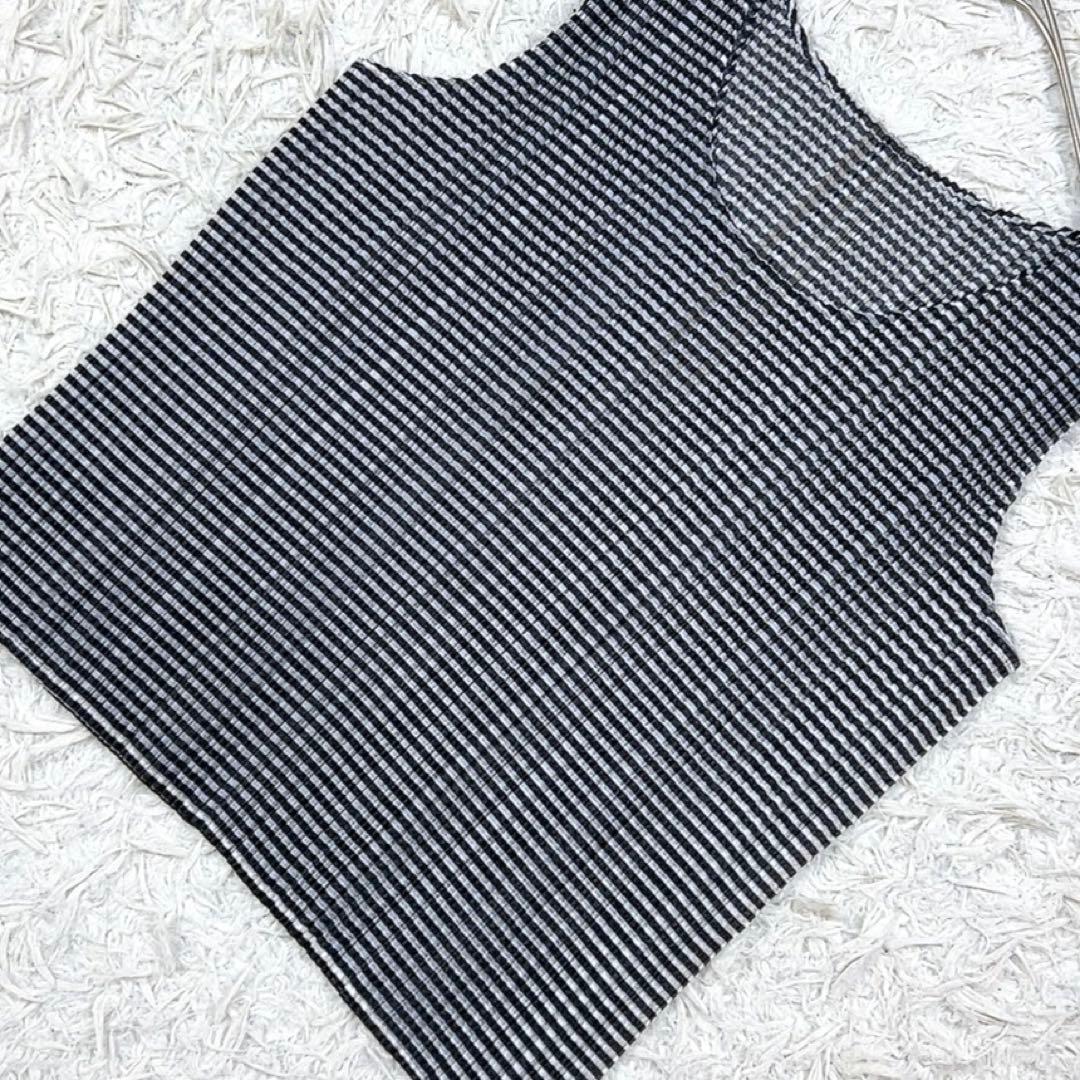 【美品】プリーツプリーズ タンクトップ 3 L相当 チェック イッセイミヤケ