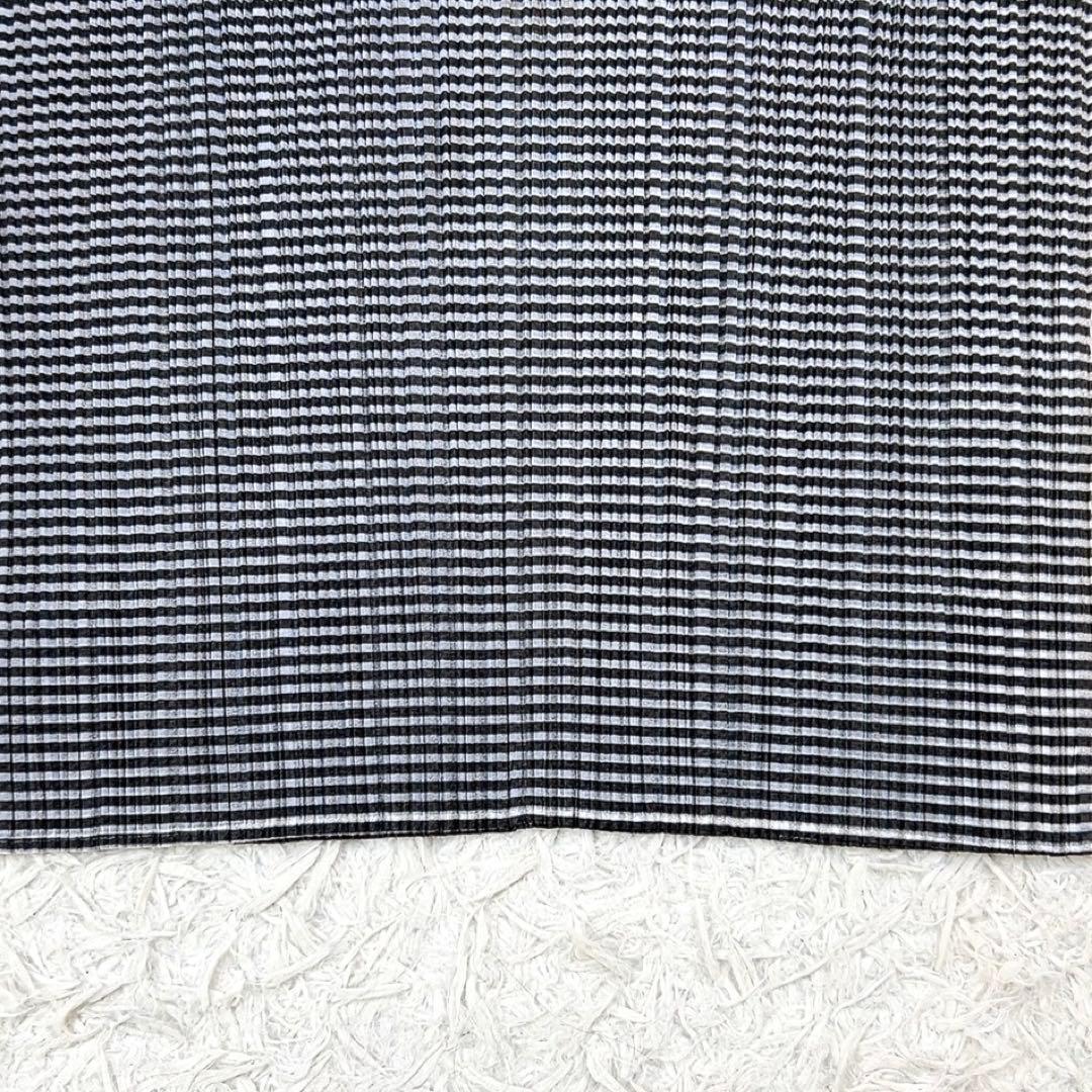 【美品】プリーツプリーズ タンクトップ 3 L相当 チェック イッセイミヤケ