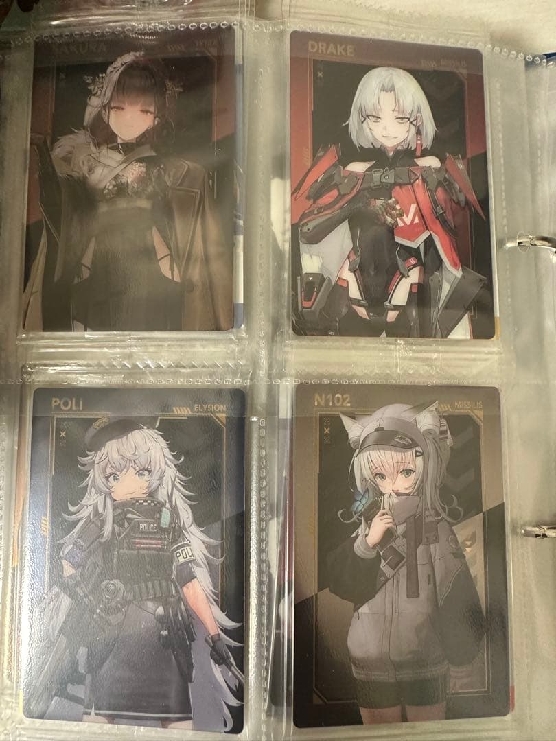 勝利の女神：NIKKE ウエハースカード40枚＋おまけヴァイス1BOX分