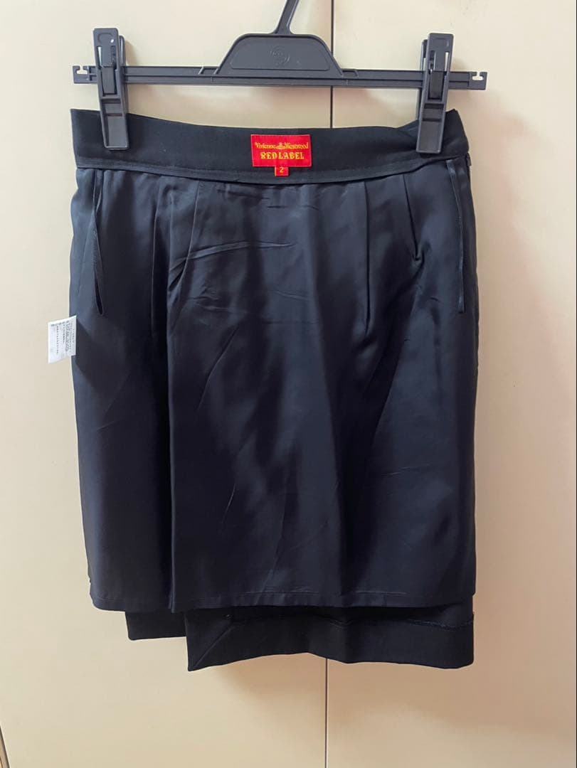 【送料無料】vivienne westwood タイトスカート 黒