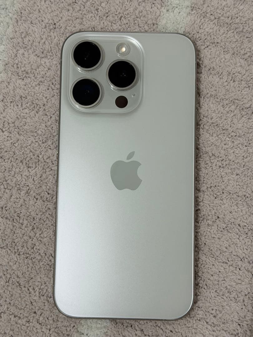 iPhone 15 Pro 256GB 修理歴あり 画面割れ 非正規パネル