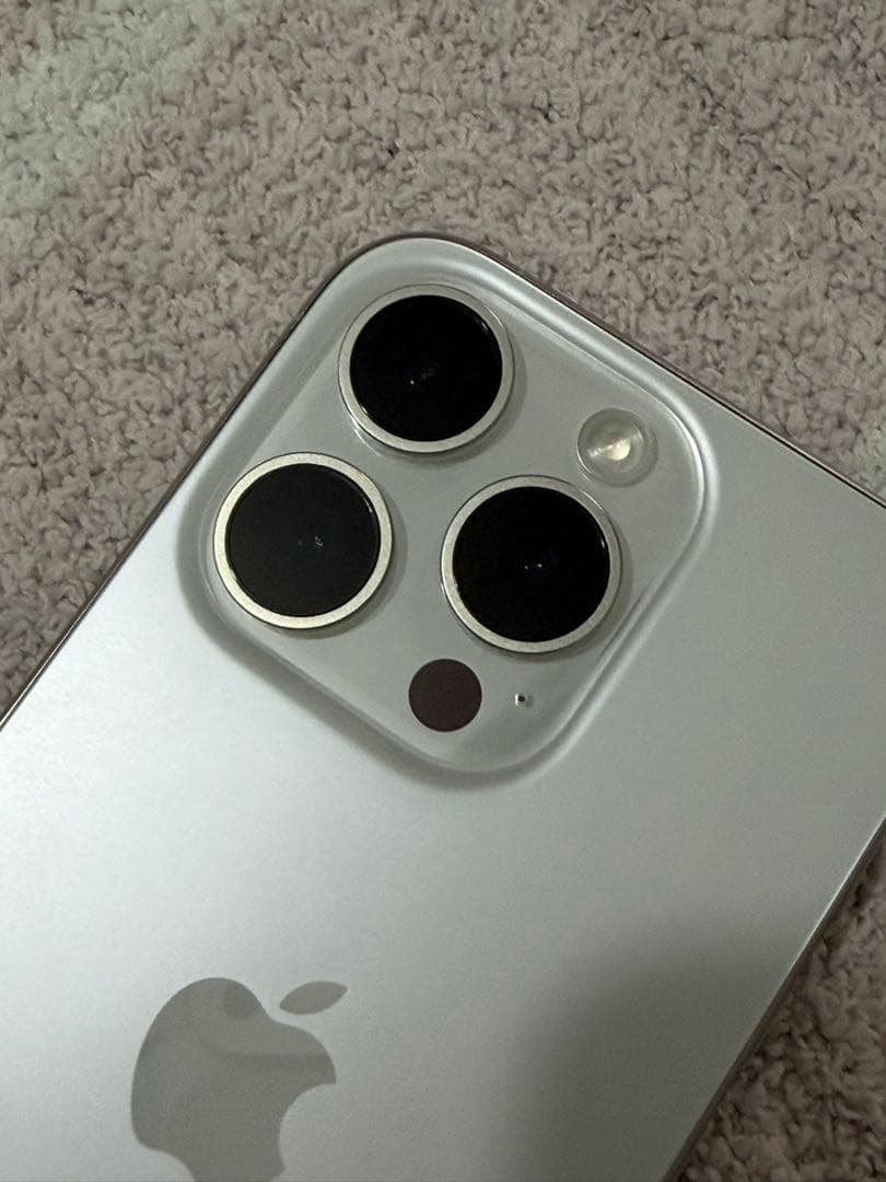 iPhone 15 Pro 256GB 修理歴あり 画面割れ 非正規パネル