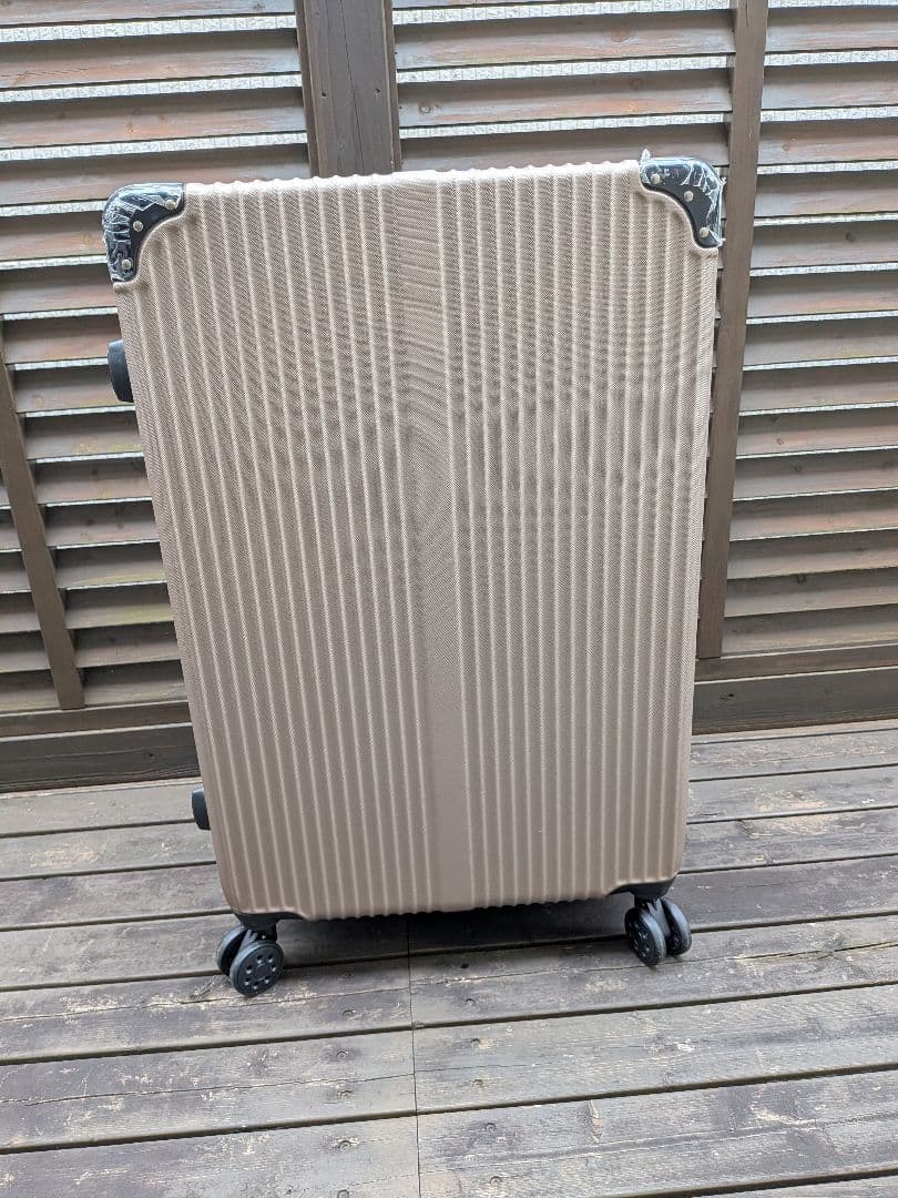 スーツケース　未使用保管品　サブバッグ２個付き