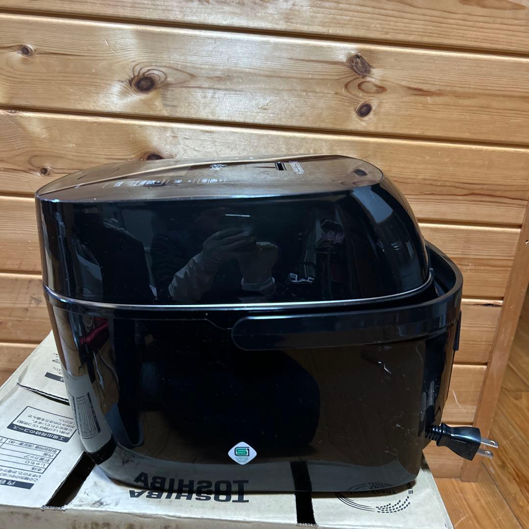 【良品】炊飯器 10合炊き RC-18VSR　21年製　真空圧力　東芝