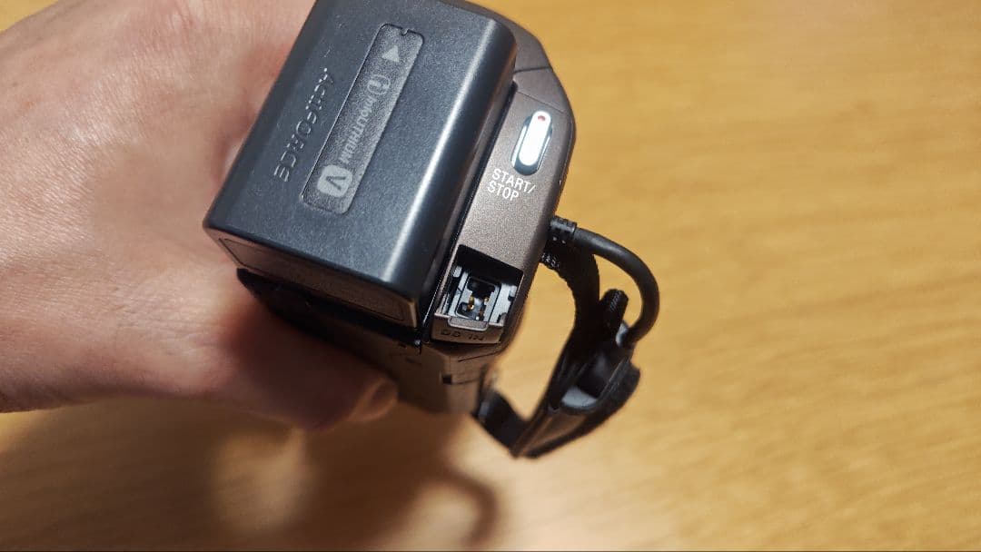 kiyo　ビデオカメラ　HDR-CX680　バッテリー　充電器付属