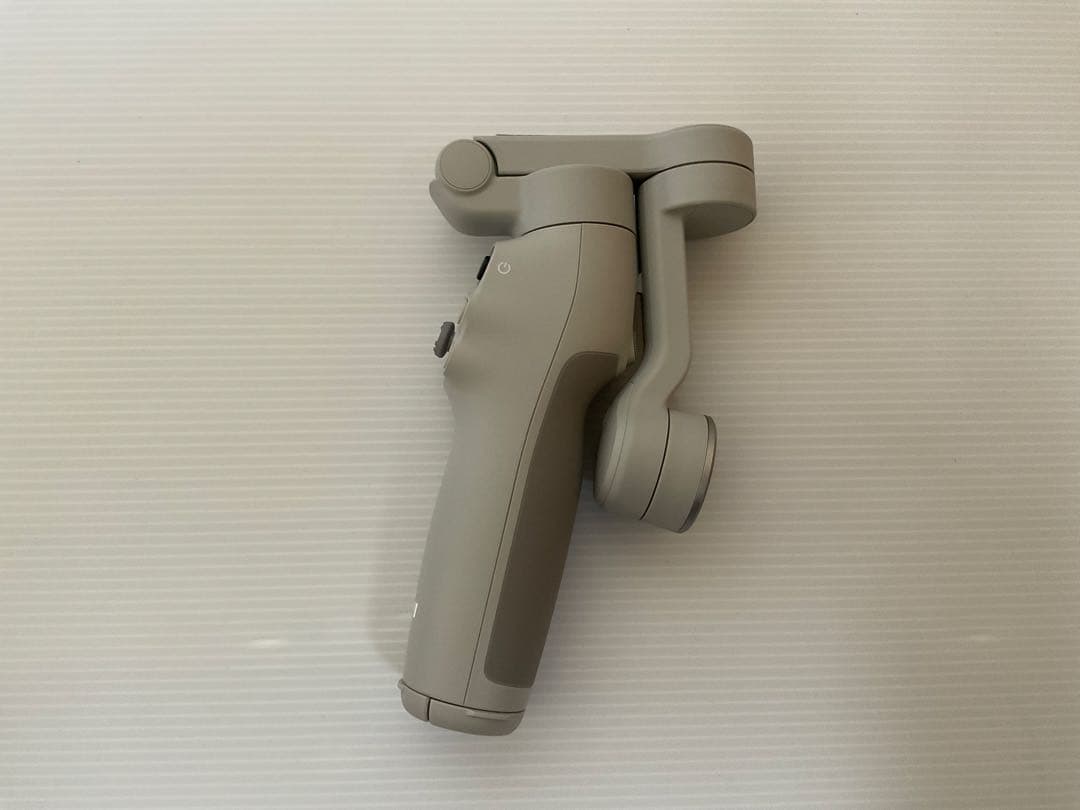 DJI Osmo Mobile 7 スタビライザー