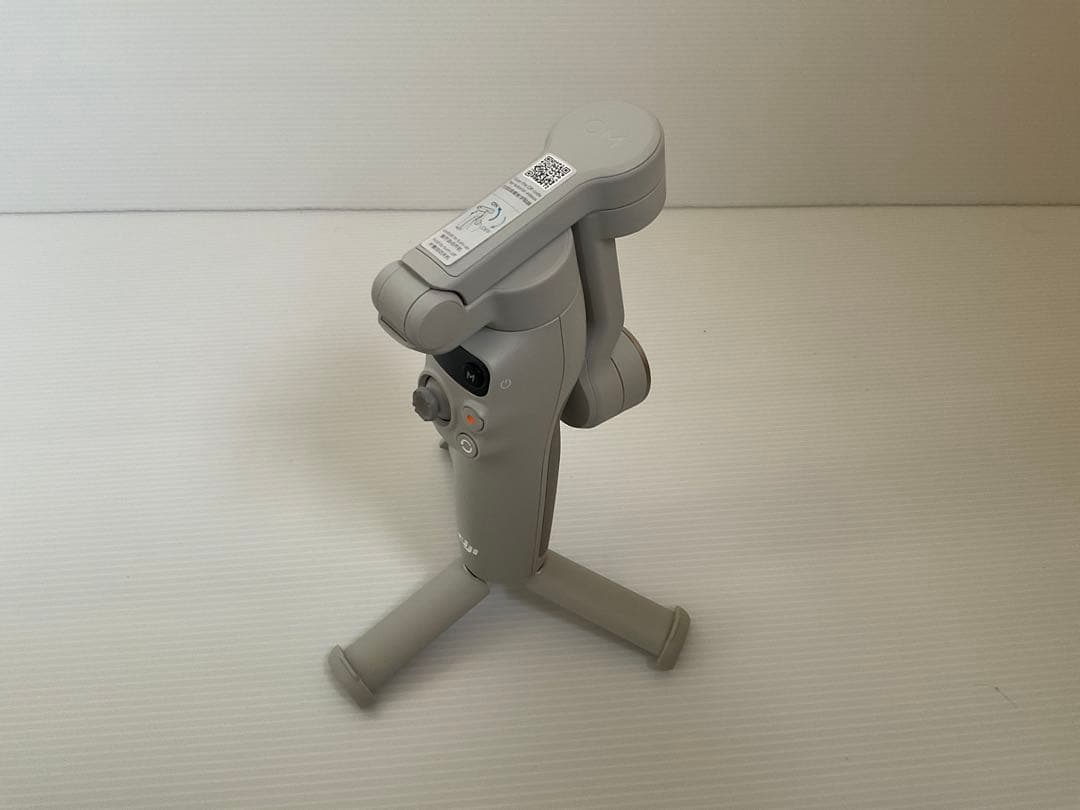 DJI Osmo Mobile 7 スタビライザー