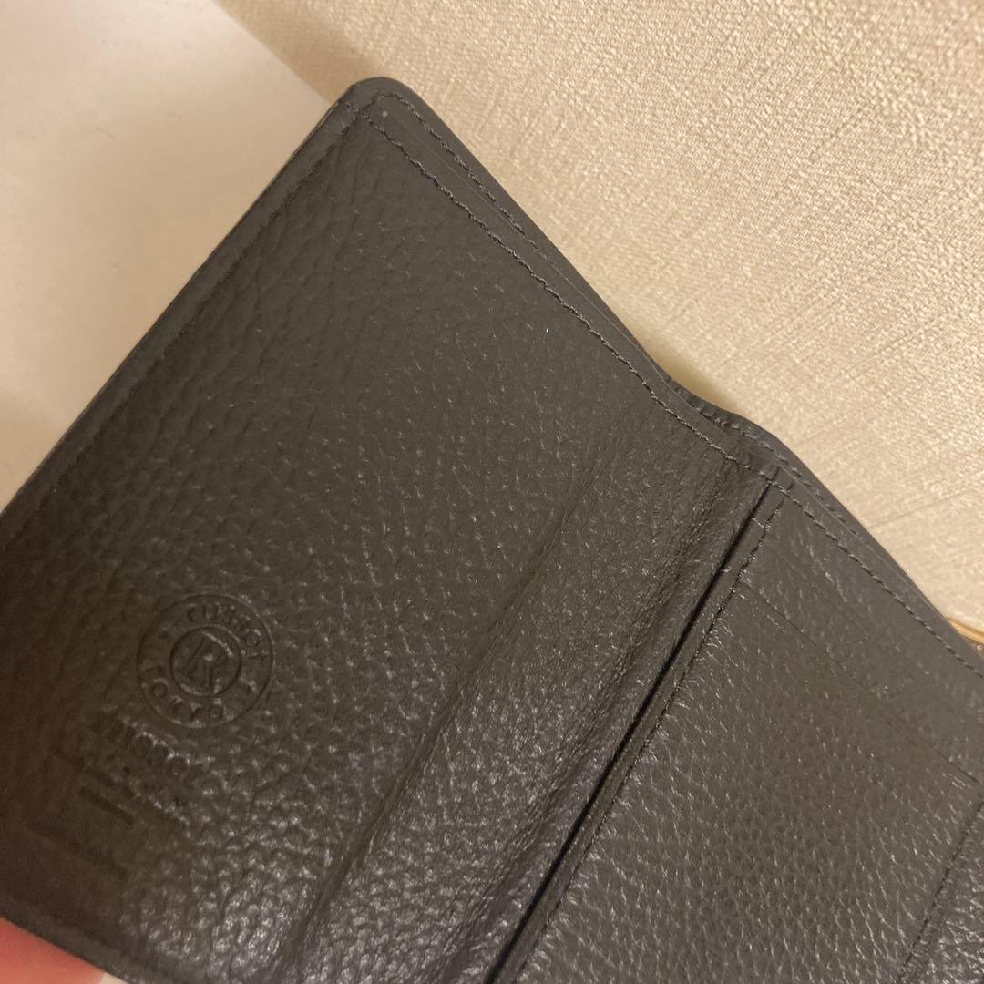 ラシット　三つ折り財布　レザーウォレット　 ラウンドファスナー　ブラック
