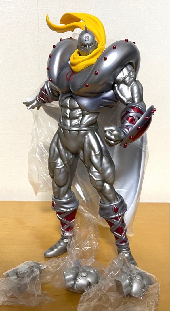 CCP匠仕様シルバーマン原作マントあり2種ヘッド付きレジンキャスト製