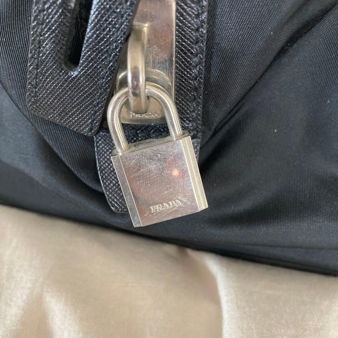 PRADA ブラック ナイロン ボストンバッグ　鍵付き　美品