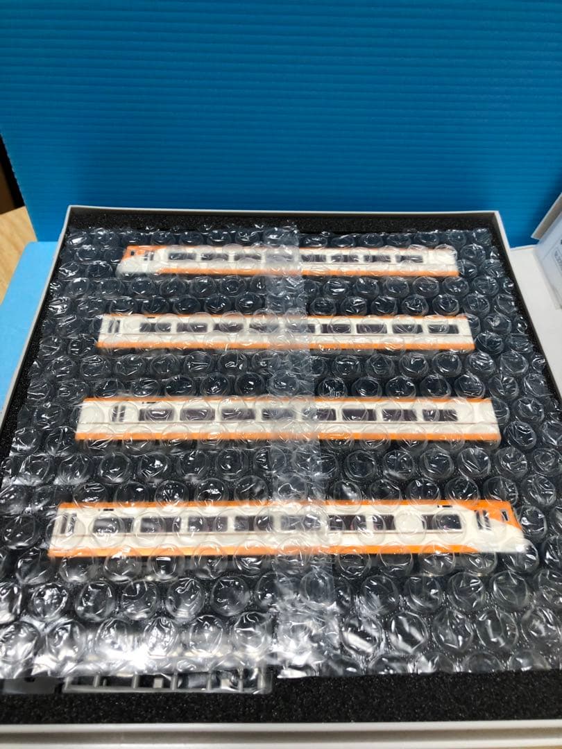 GM近鉄12410系 新塗装 喫煙ルーム付き