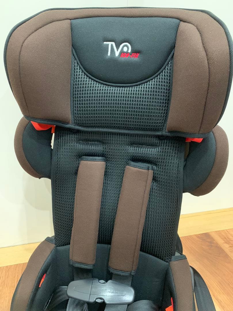 日本育児 ジュニアシート ブラウン　ISOFIX