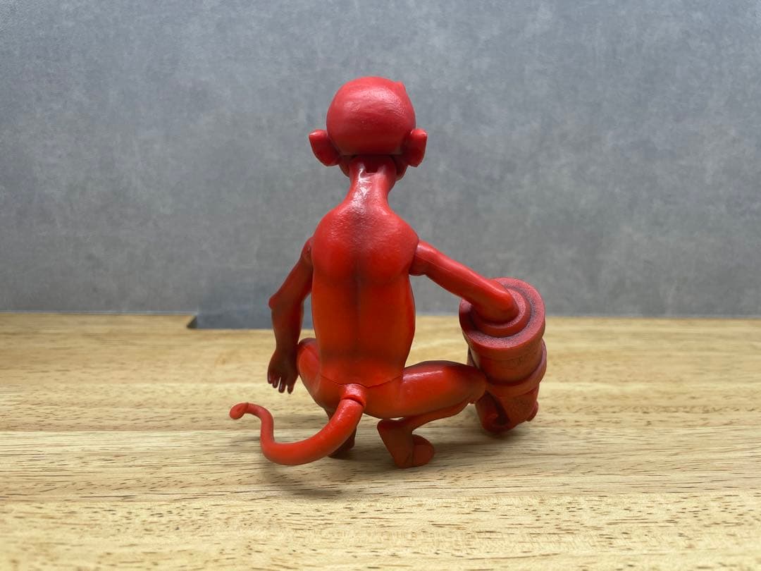 ベビーヘルボーイ 1/6スケールフィギュア