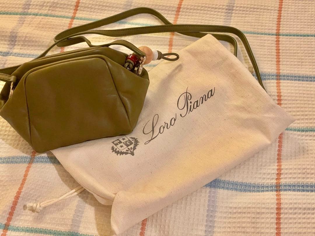 Loro Piana オリーブグリーン ミニショルダーバッグ