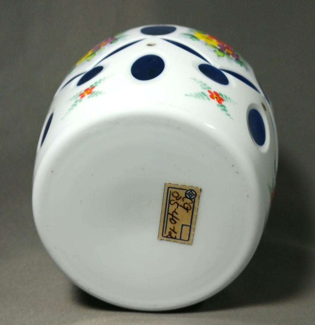 ボヘミアンガラス　切子　乳白色青地　色被せガラス　花瓶　フラワーベース