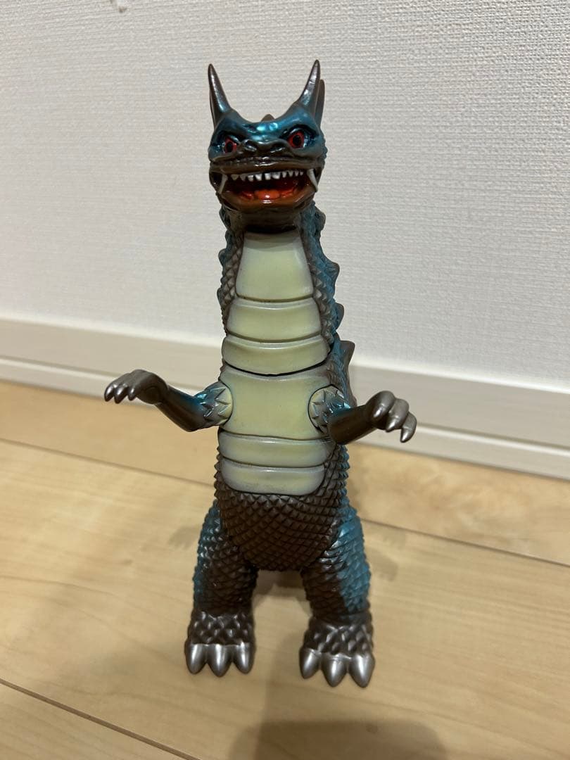 【最終値下げ】M1号　ベムラー　ソフビ　ウルトラマン