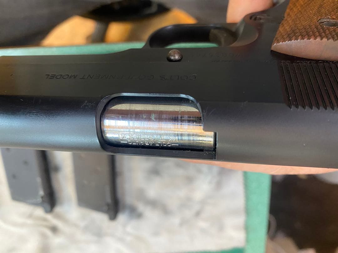 東京マルイコルトガバメントマークIV 70ガスブローバック　マガジンポーチ付き