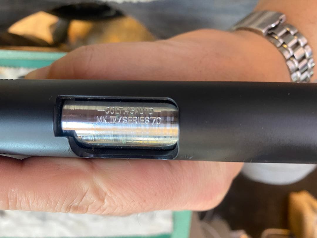 東京マルイコルトガバメントマークIV 70ガスブローバック　マガジンポーチ付き