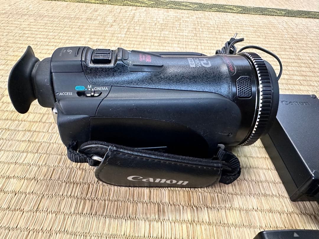 【美品】【動作確認済】Canon IVIS HF G20 ビデオカメラ本体
