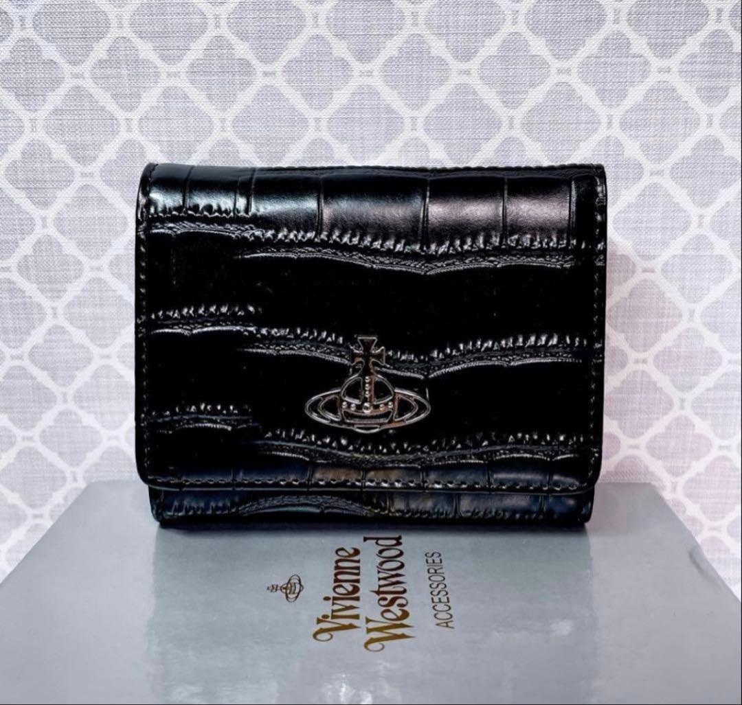 【新作☆内側に素敵な柄】新品 ヴィヴィアン・ウエストウッド 三折財布 黒
