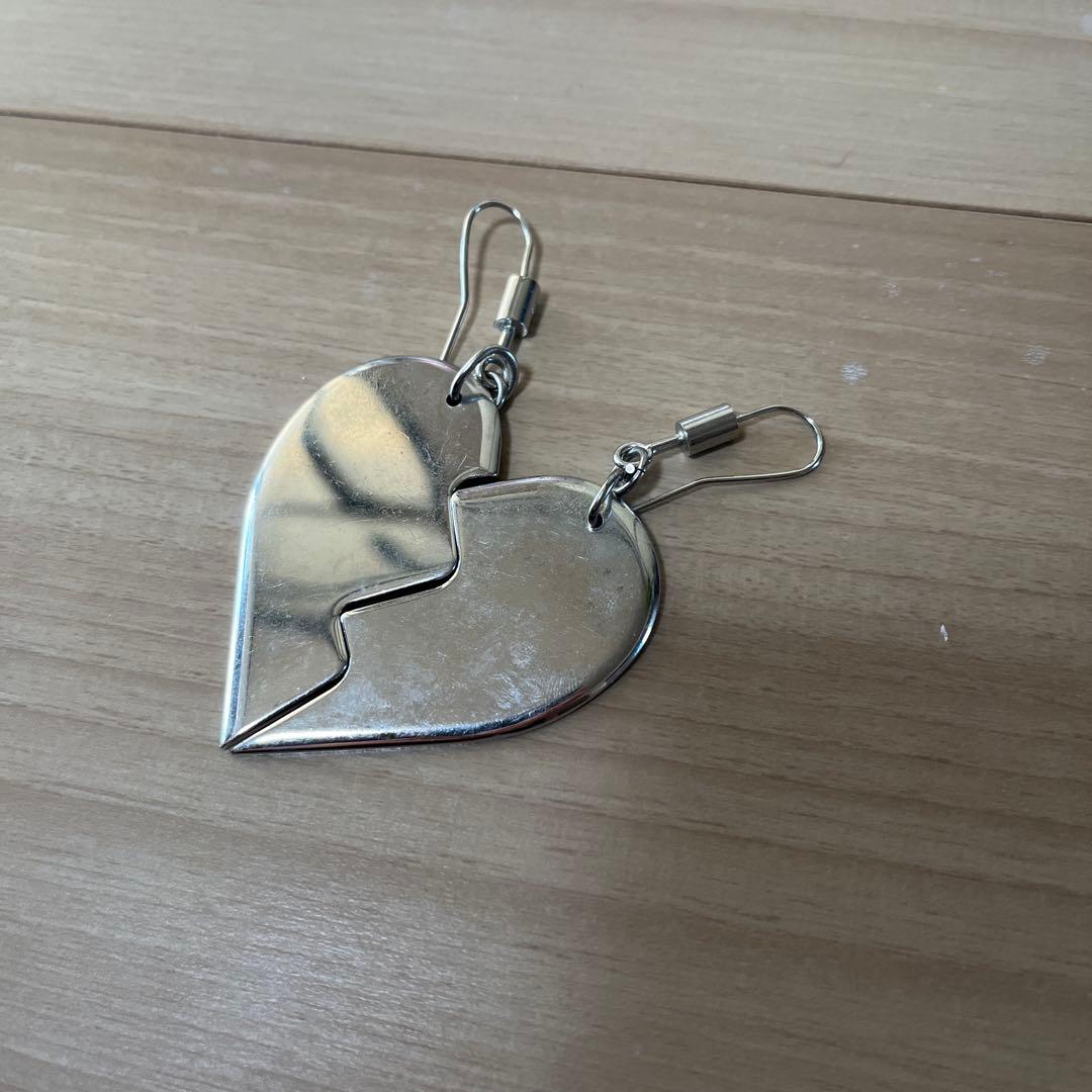 MM6 ピアス　ハート型