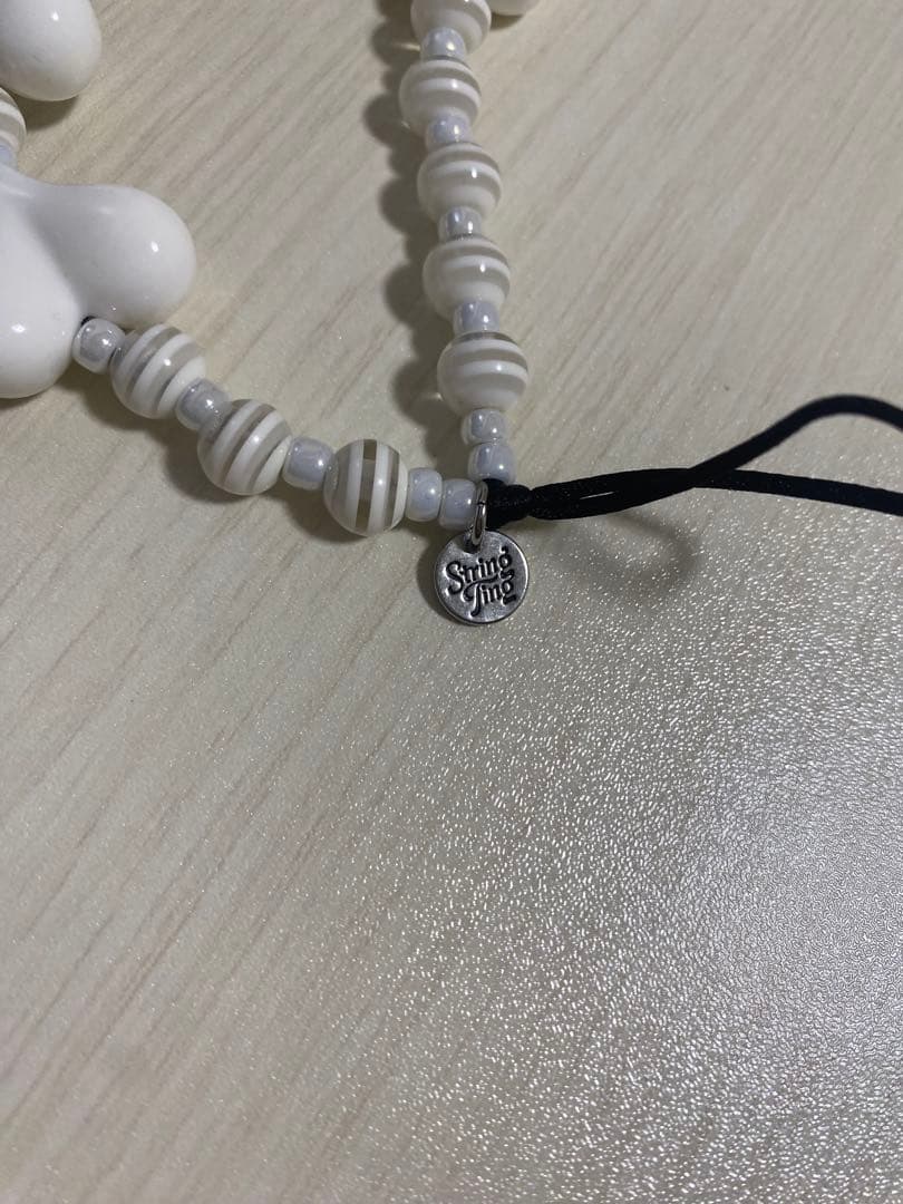 【新品同様】String Ting スマホ用ストラップ