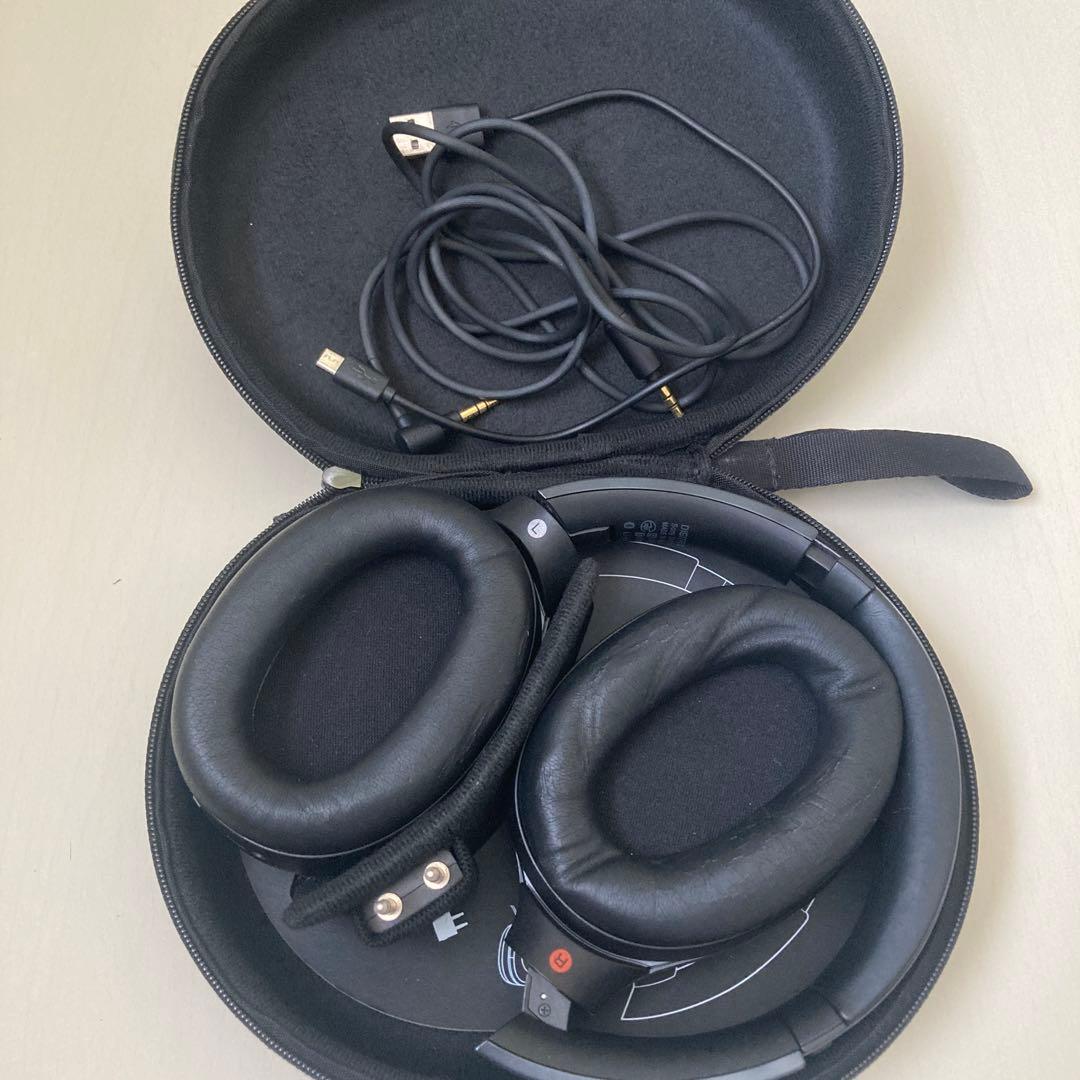 SONY ワイヤレスヘッドフォン 黒色