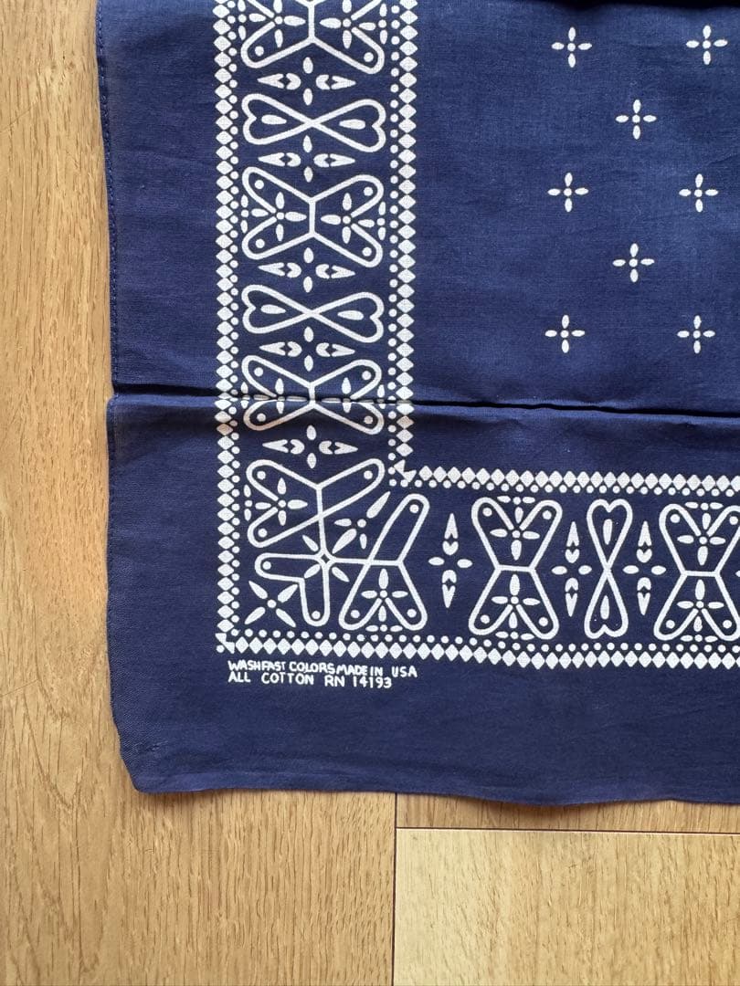 ヴィンテージ　バンダナ　クロス柄　デッドストック