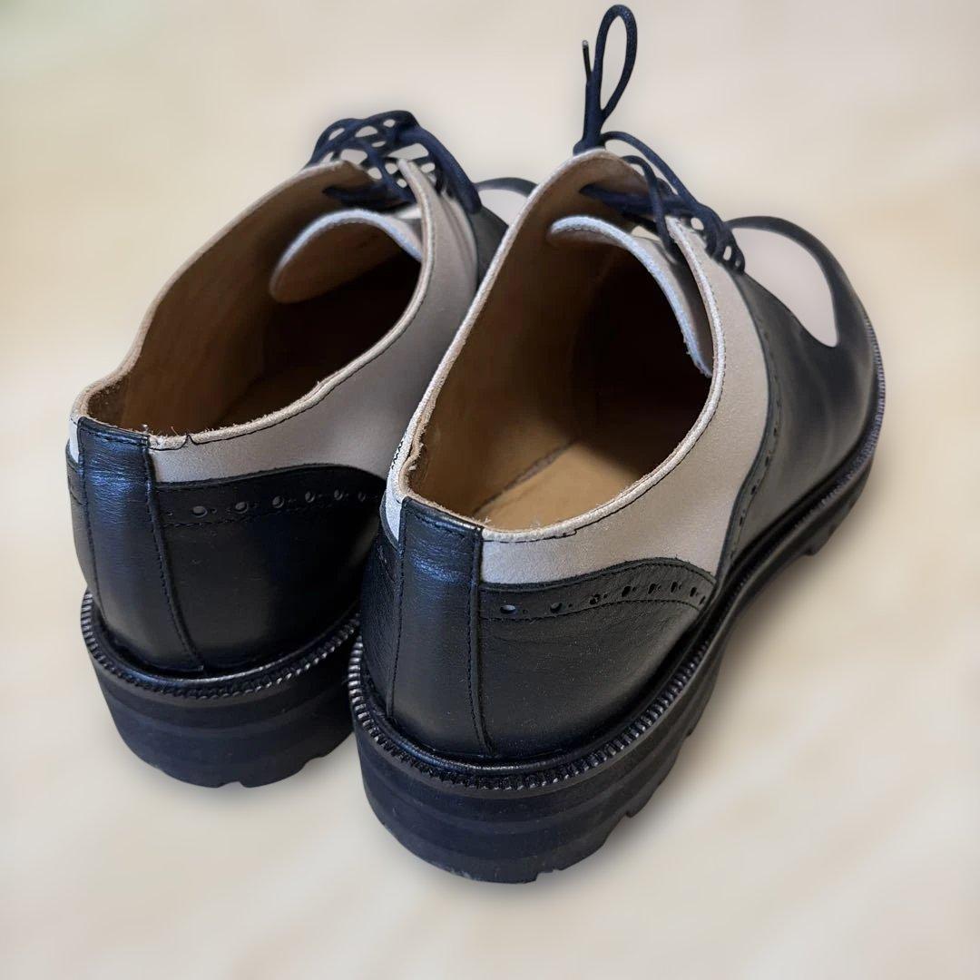 L'F 黒とベージュ 厚底レースアップシューズ