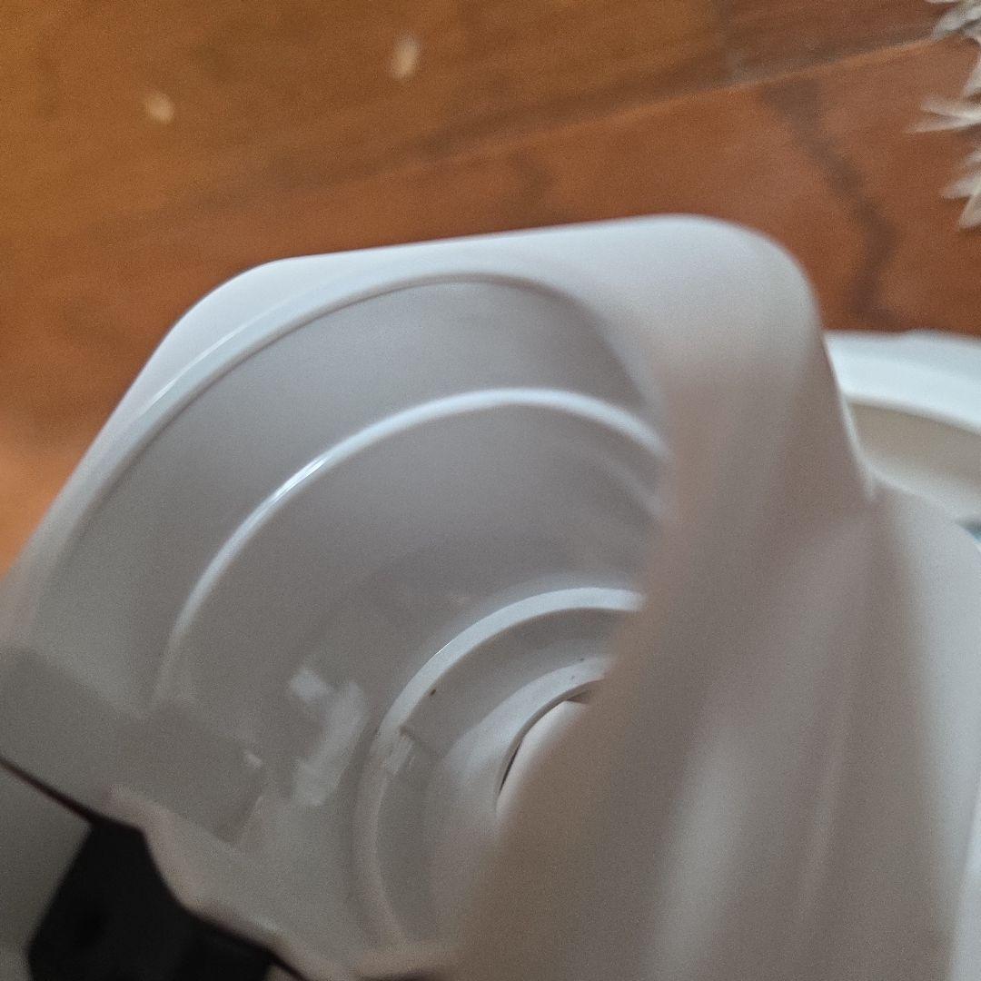 東芝クリーナー VC-S610X (w)2024製本体とホース