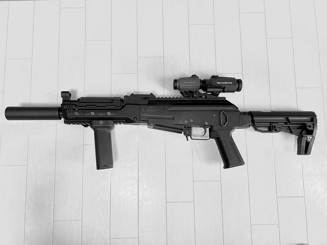 東京マルイ　AKストーム(トップレール加工)　※最終値下げ